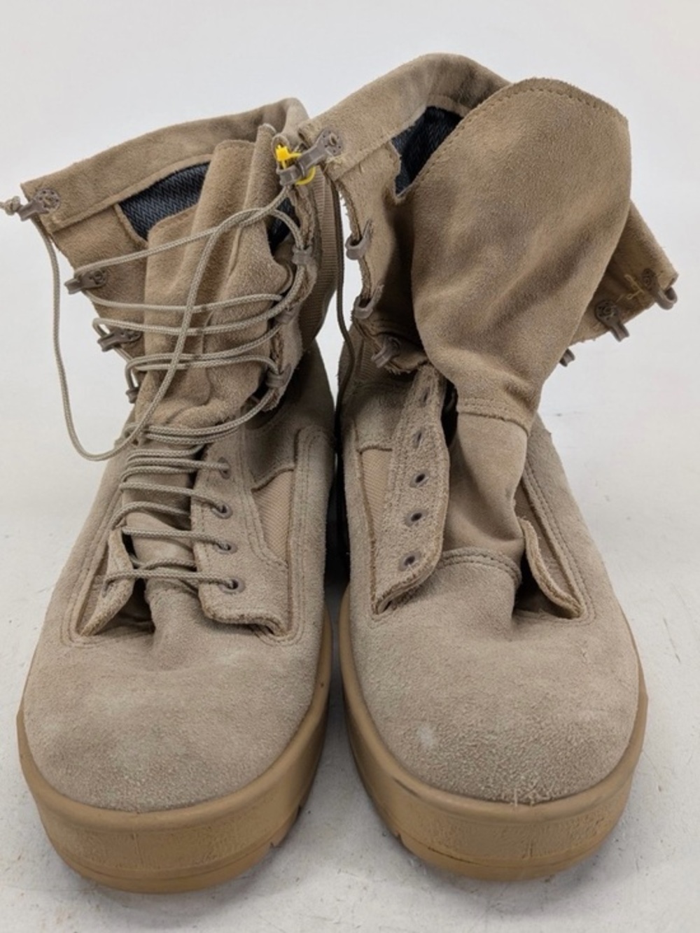 Wellco US Army Flight Combat Vehicle Crewman Boots Tan Desert Vibram Size 11.5 W
